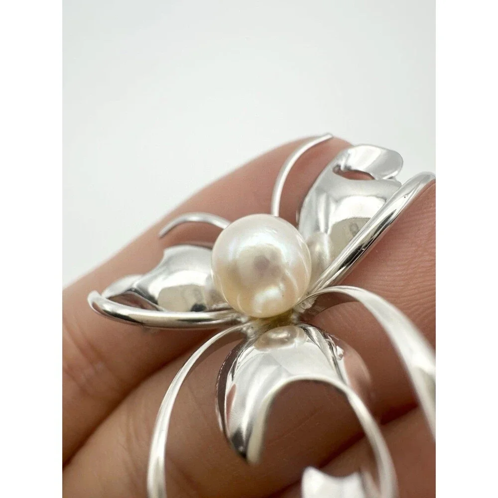 Vintage Silver & Genuine Pearl Flower Brooch Pin